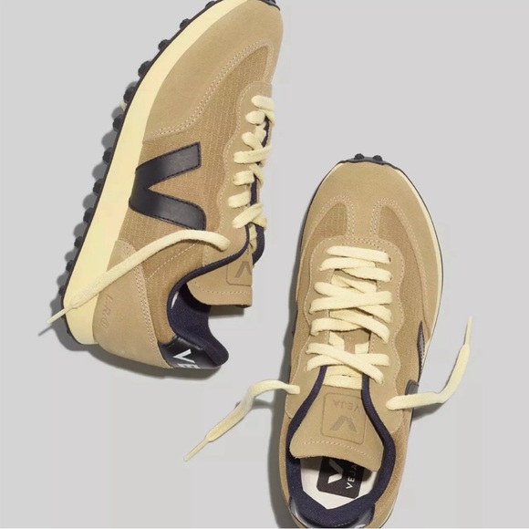 Veja Shoes - MadeWell Veja™ Rio Branco Sneakers NC012